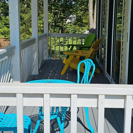 Tree-Top Lake-Front Cottage Madison Esterno foto